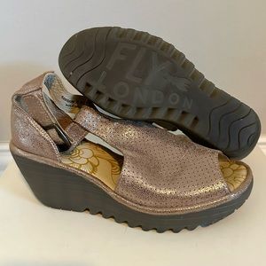 Fly London Yall Platform Wedge Sandals Shoes Rose Gold Metallic Perforated US8